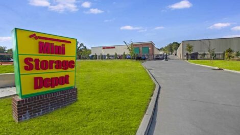 Entrance to Mini Storage Dept in Nashville.